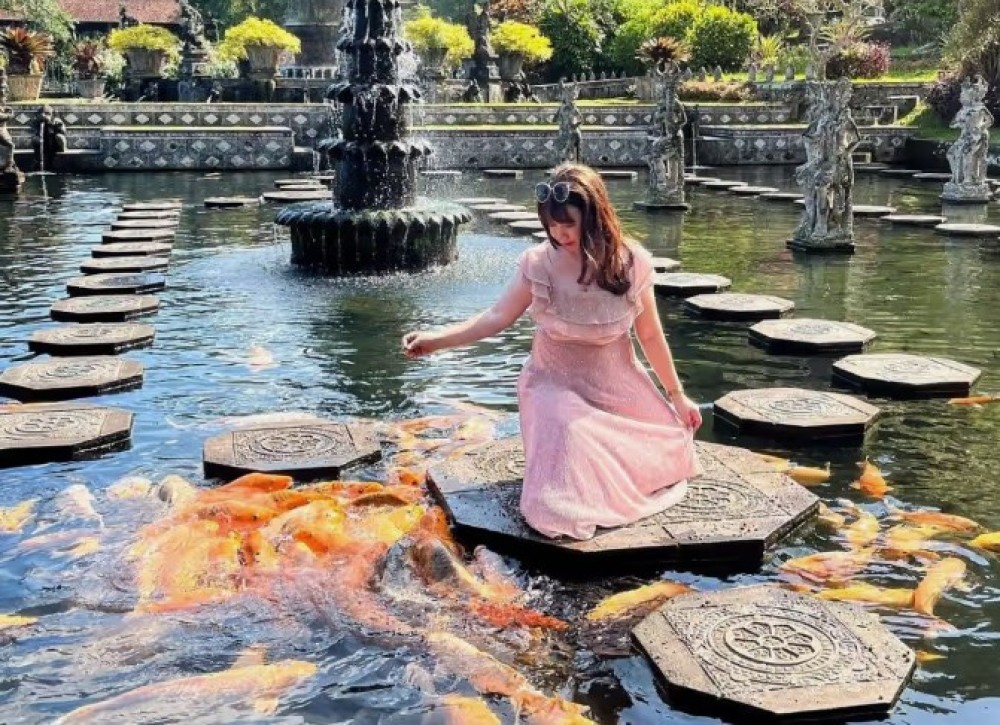Sidemen: Traditional Villages, Salt Farm & Tirta Gangga Tour | ®ExcursionMania