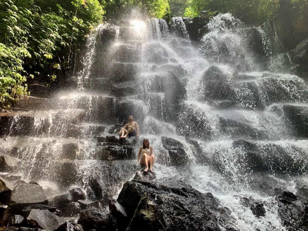 Bali: Kanto Lampo Waterfall, Swing & Monkey Forest Day-Trip | ®ExcursionMania