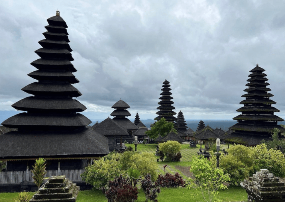 Bali: Besakih Mother Temple Guided Tour with Ticket | ®ExcursionMania