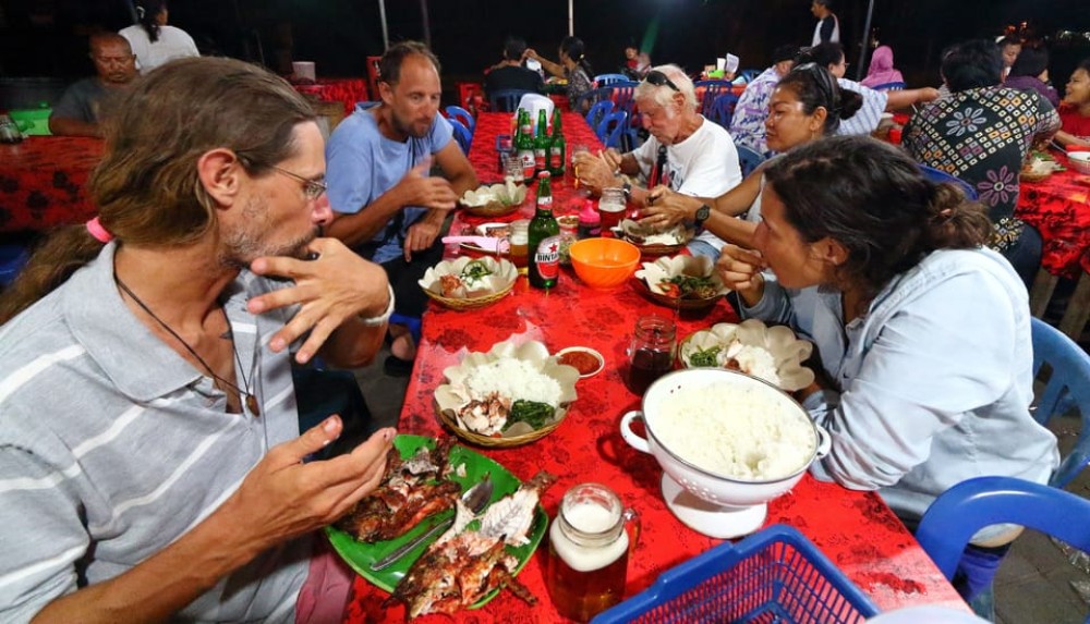 Denpasar: Night Street Food Walking Tour | ®ExcursionMania
