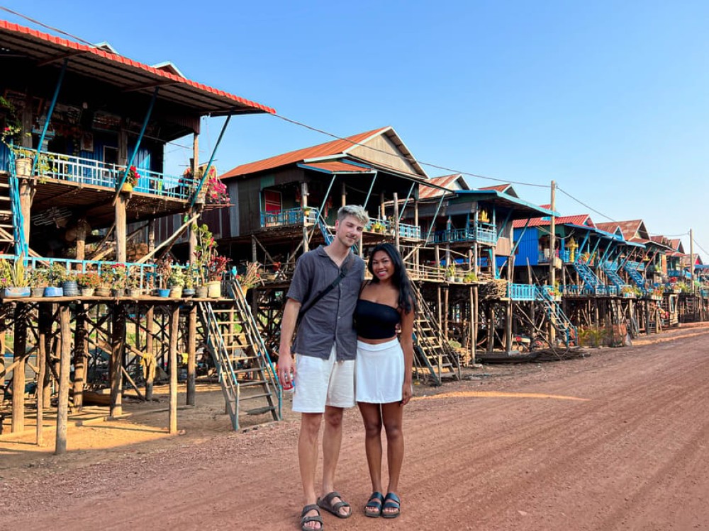 Siem Reap: Kampong Phluk and Tonle Sap Sunset Boat Cruise | ®ExcursionMania