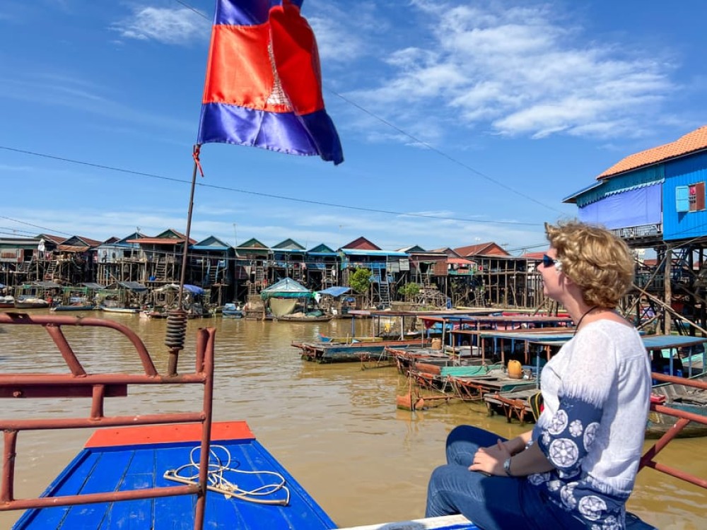 Siem Reap: Kampong Phluk and Tonle Sap Sunset Boat Cruise | ®ExcursionMania