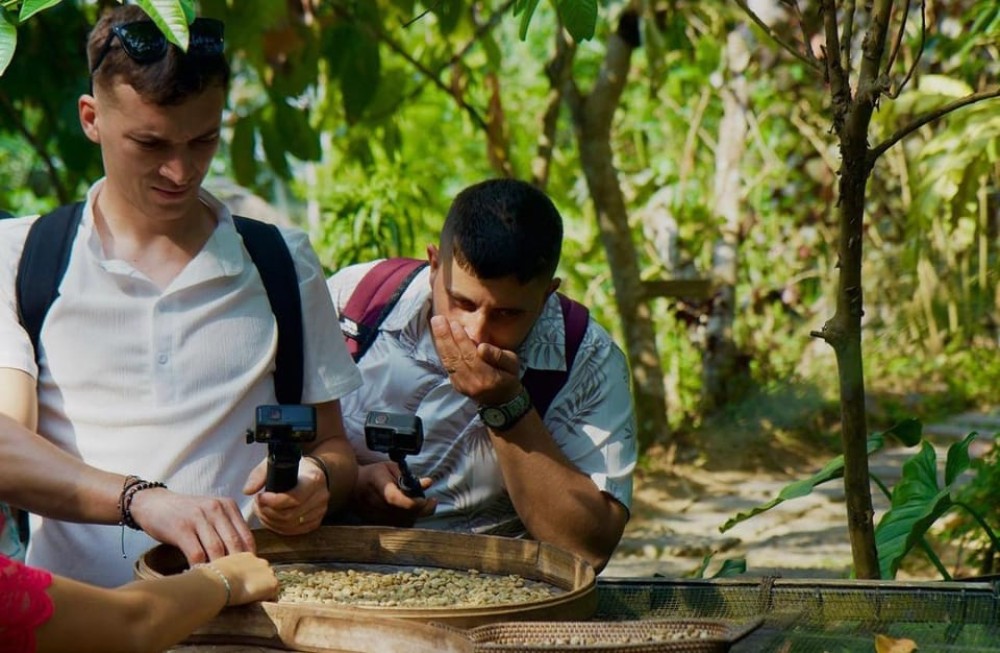 Kintamani: Instagram Cafe Hoping & Penglipuran Village Tour | ®ExcursionMania