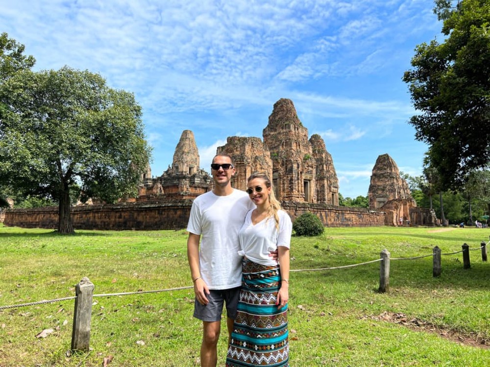 Small-Group Tour of Grand Circuit Temples with Banteay Srei | ®ExcursionMania