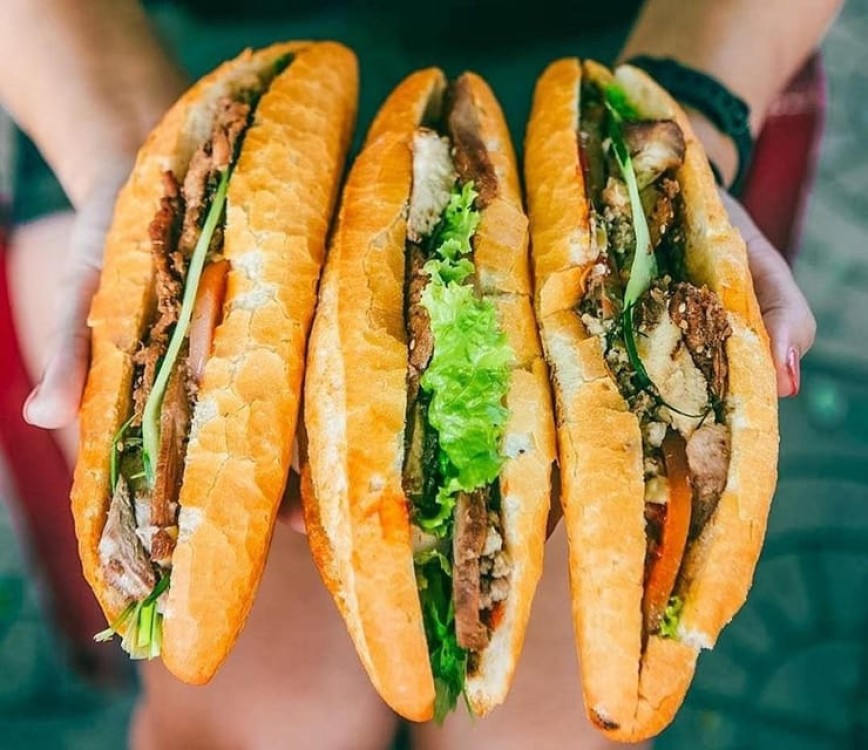 Hanoi: Guided Food Tour with Train Street Visit | ®ExcursionMania