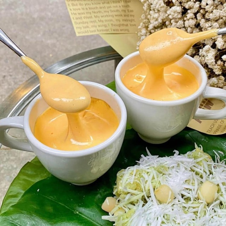 Hanoi: Michelin Guide Street Food Walking Tour | ®ExcursionMania