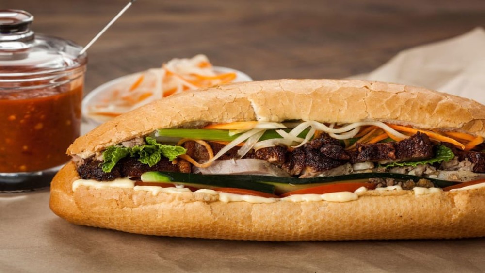 Weekend Hanoi Night Market & Street Food Tour | ®ExcursionMania