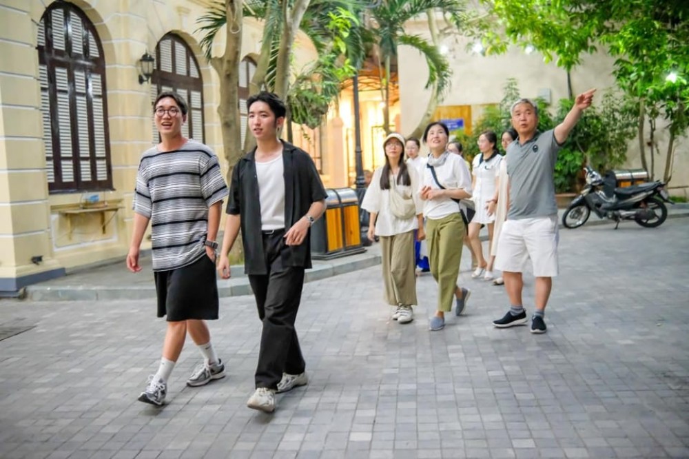 Hanoi: City Sightseeing Motorbike Tour | ®ExcursionMania