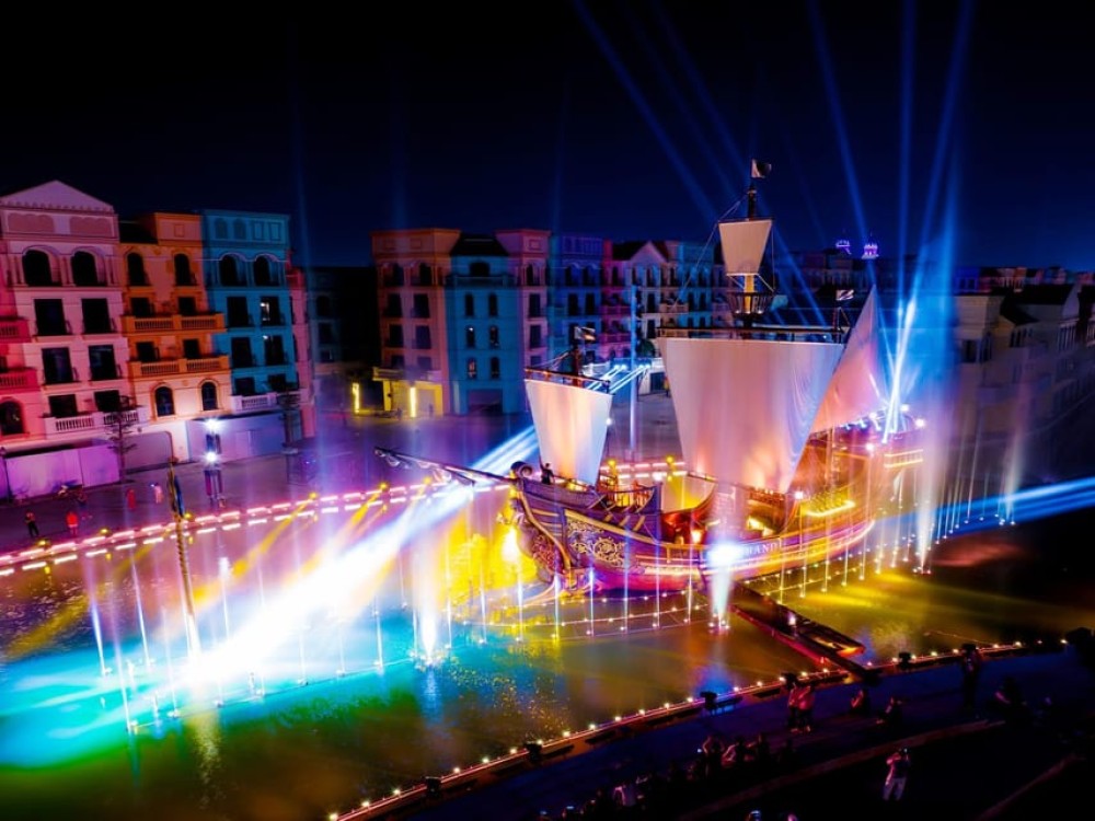 Hanoi: Mega Grand World with Bat Trang Pottery Village | ®ExcursionMania