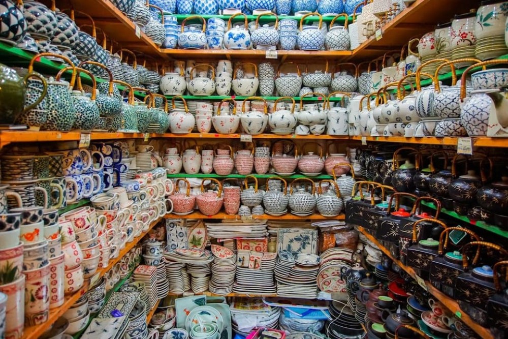 Hanoi: Mega Grand World with Bat Trang Pottery Village | ®ExcursionMania