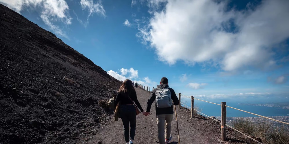From Sorrento: Pompeii and Vesuvius Guided Tour with Lunch | ®ExcursionMania