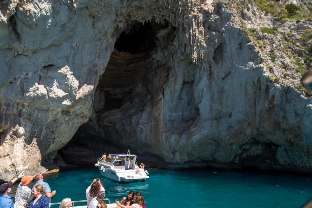 From Pompeii/Castellammare/Vico Equense: Capri Day Cruise | ®ExcursionMania