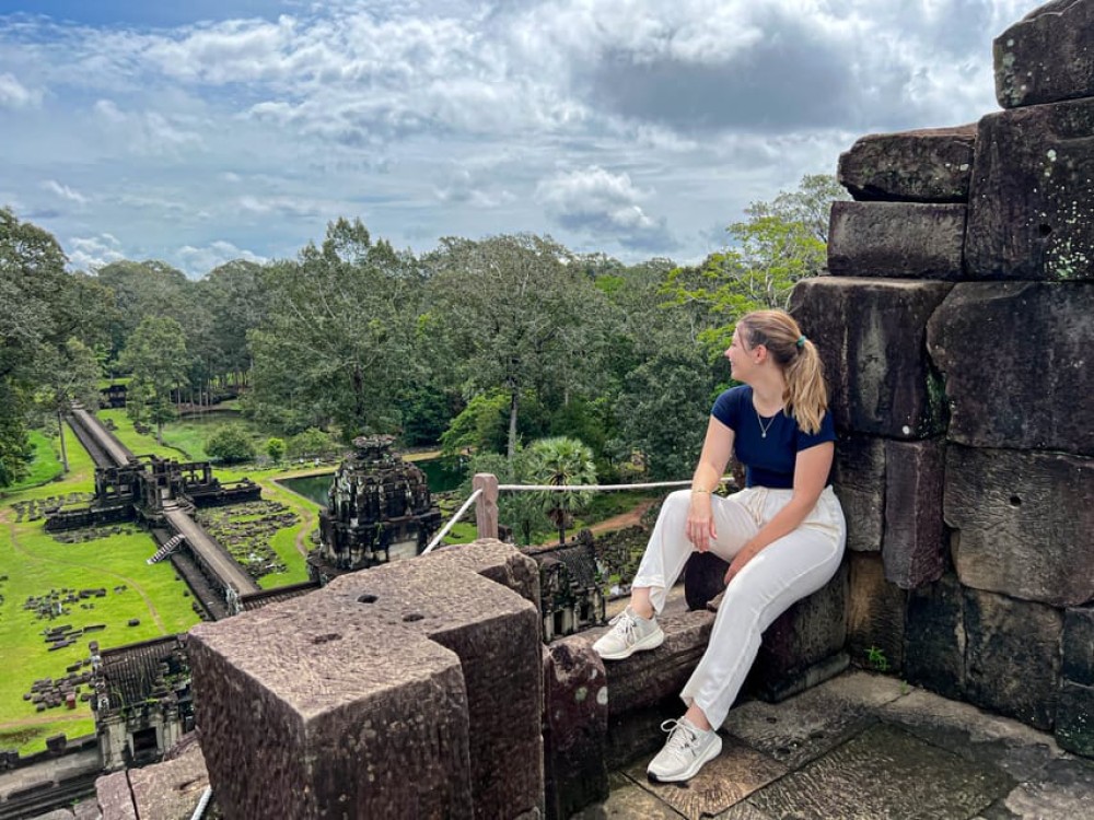 Siem Reap: Angkor Wat Small-Group Day Tour and Sunset | ®ExcursionMania