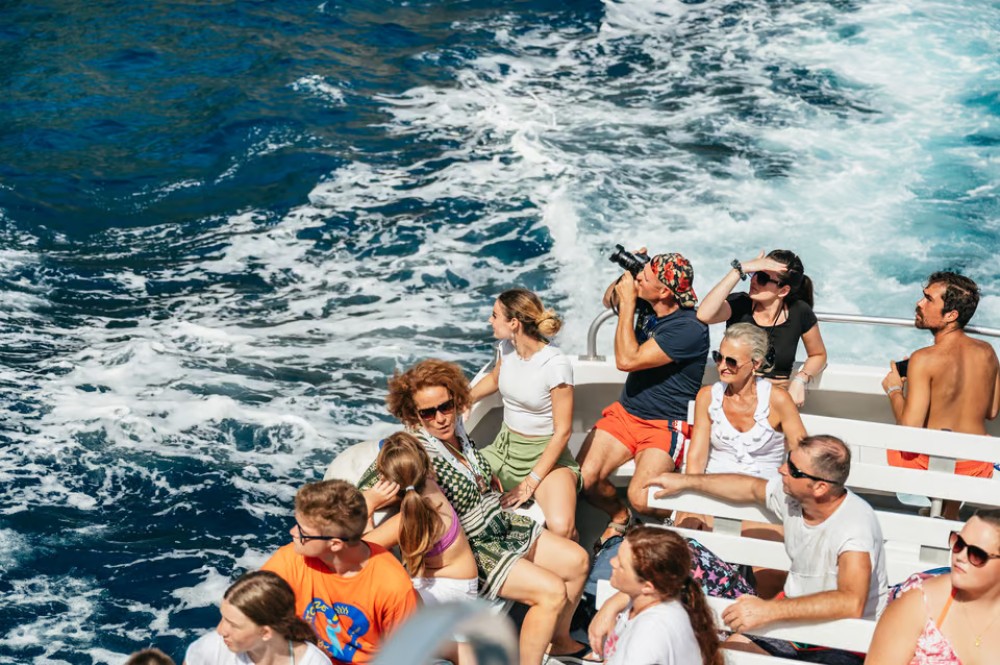 Sorrento: Coast and Capri Boat Trip with Limoncello Tasting | ®ExcursionMania