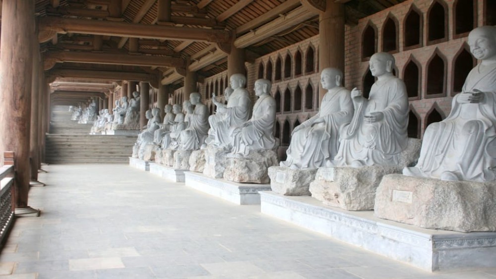 From Hanoi: Trang An & Bai Dinh Pagoda Full-Day Private Tour | ®ExcursionMania