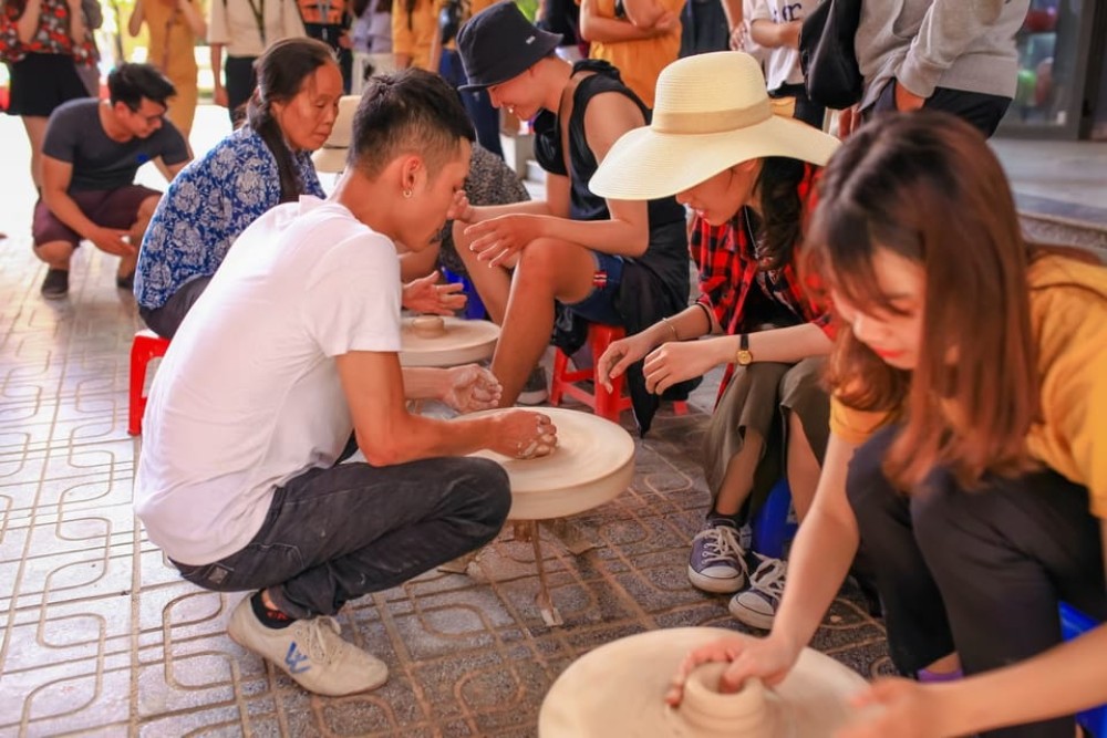 Bat Trang Pottery ancient village by Motorbike | ®ExcursionMania
