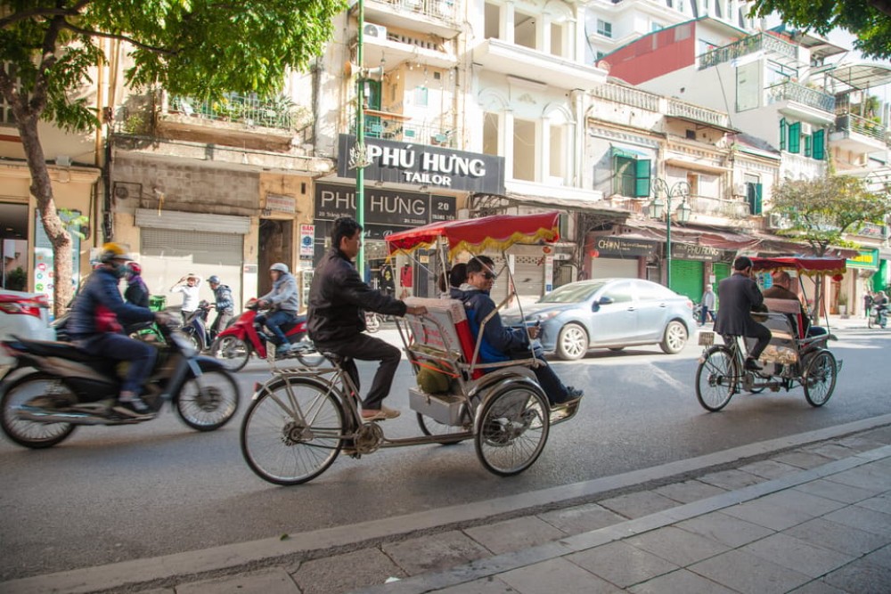 Hanoi Walking Street Food Tour & Cyclo Ride | ®ExcursionMania