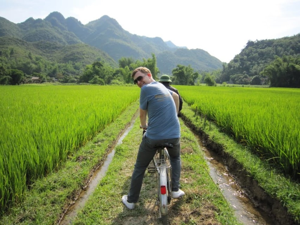 From Hanoi: Mai Chau Valley & Hill Tribes 2-Day Trek Tour | ®ExcursionMania