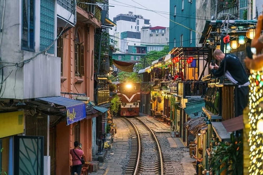 Discover Hanoi Train Street and Treasure on a Motorbike Tour | ®ExcursionMania