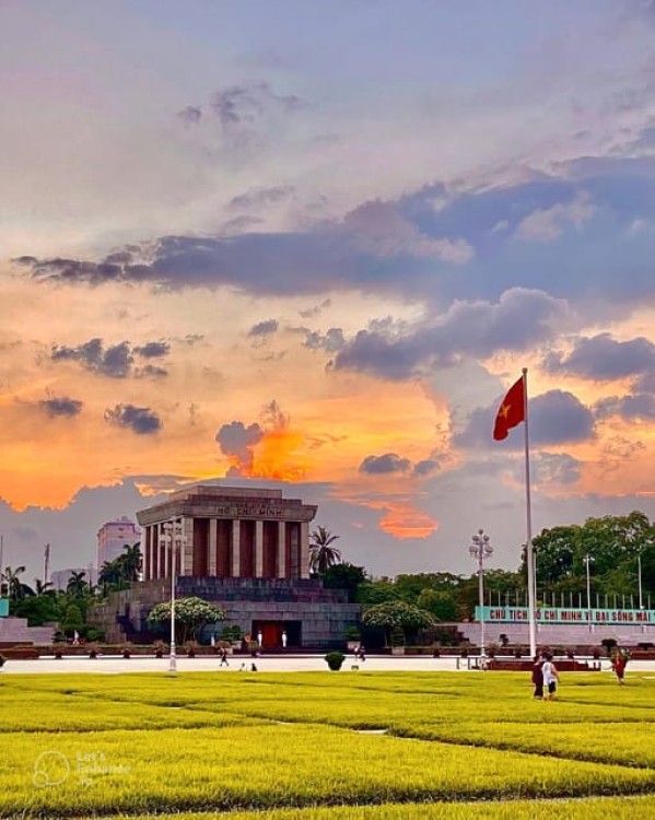 Hanoi: Sunset Highlights Tour With Ao Dai Costume | ®ExcursionMania