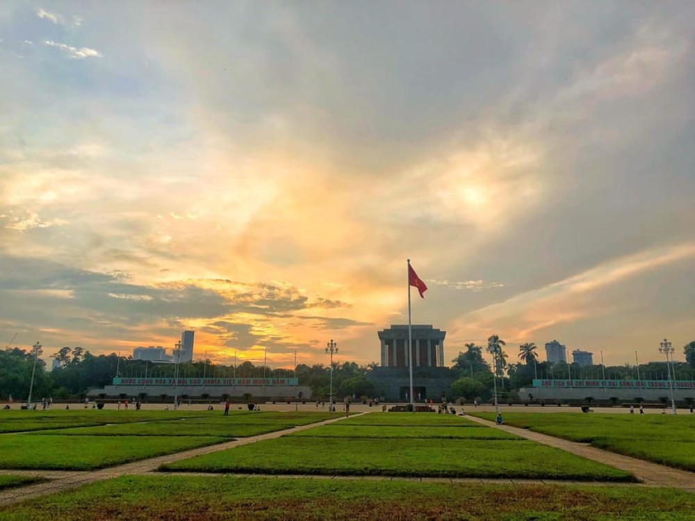 Hanoi: Sunset Highlights Tour With Ao Dai Costume | ®ExcursionMania
