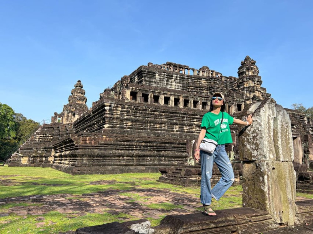 Siem Reap: Full Day Angkor Wat Temple Experience with Sunset | ®ExcursionMania