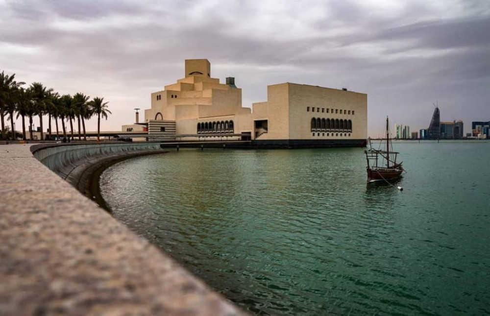 Doha: Traditional Dhow Cruise, Corniche & Skyline View | ®ExcursionMania