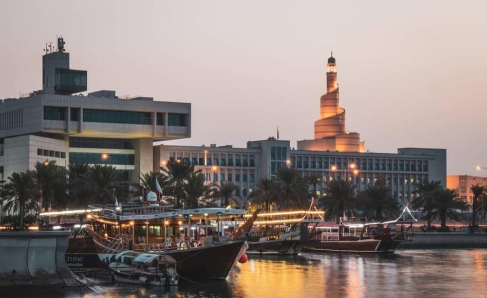 Doha: Traditional Dhow Cruise, Corniche & Skyline View | ®ExcursionMania