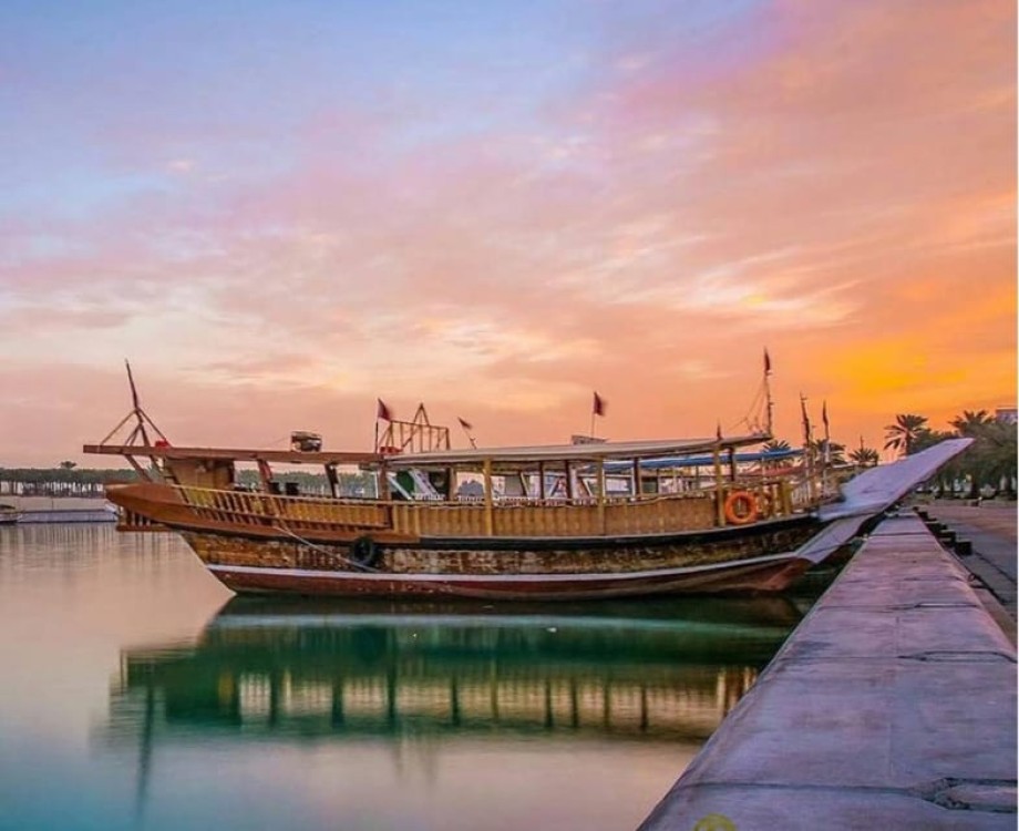 Doha: Traditional Dhow Cruise, Corniche & Skyline View | ®ExcursionMania