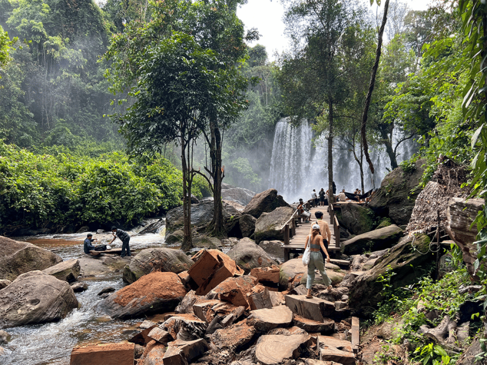 Siem Reap: Kulen Mountain Small Group Tour with Picnic Lunch | ®ExcursionMania