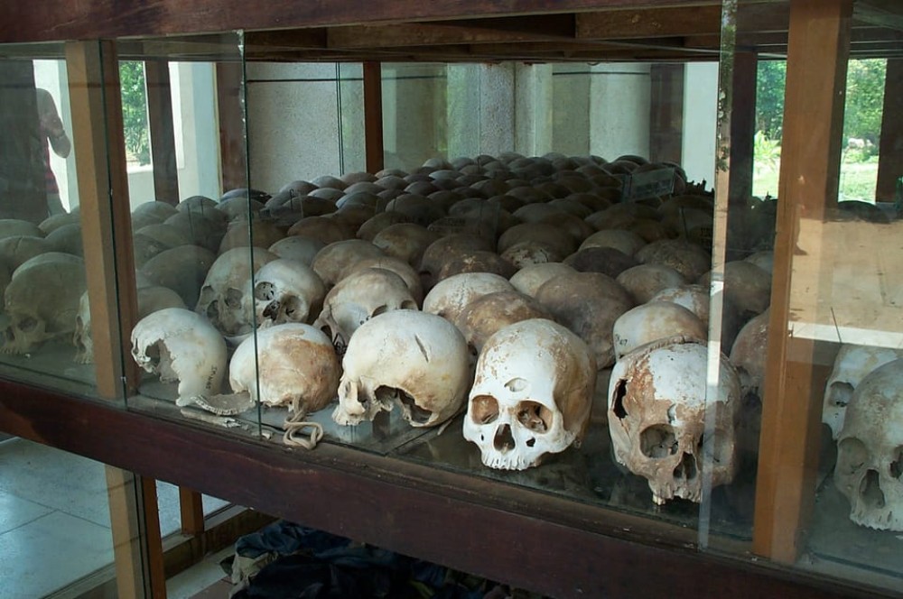 Phnom Penh: Tour of Tuol Sleng Prison and Choeng Ek Memorial | ®ExcursionMania