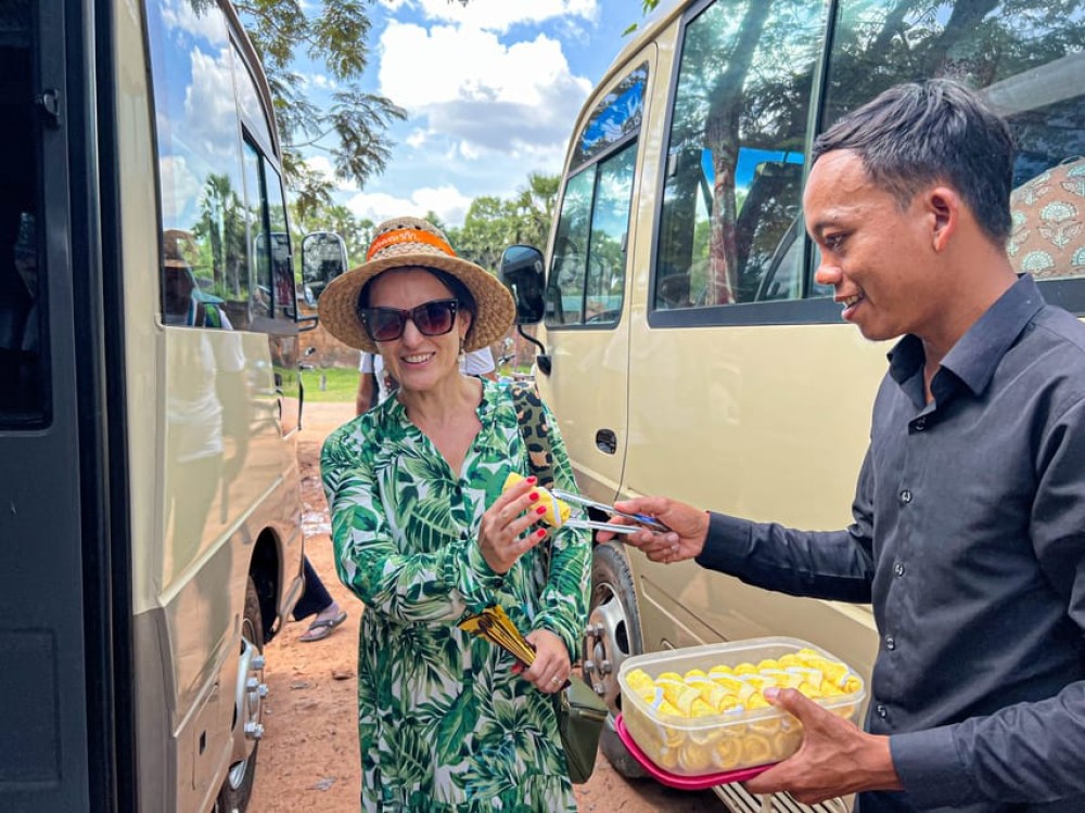 Siem Reap: Temple Tour with Angkor Wat Sunrise and Breakfast | ®ExcursionMania