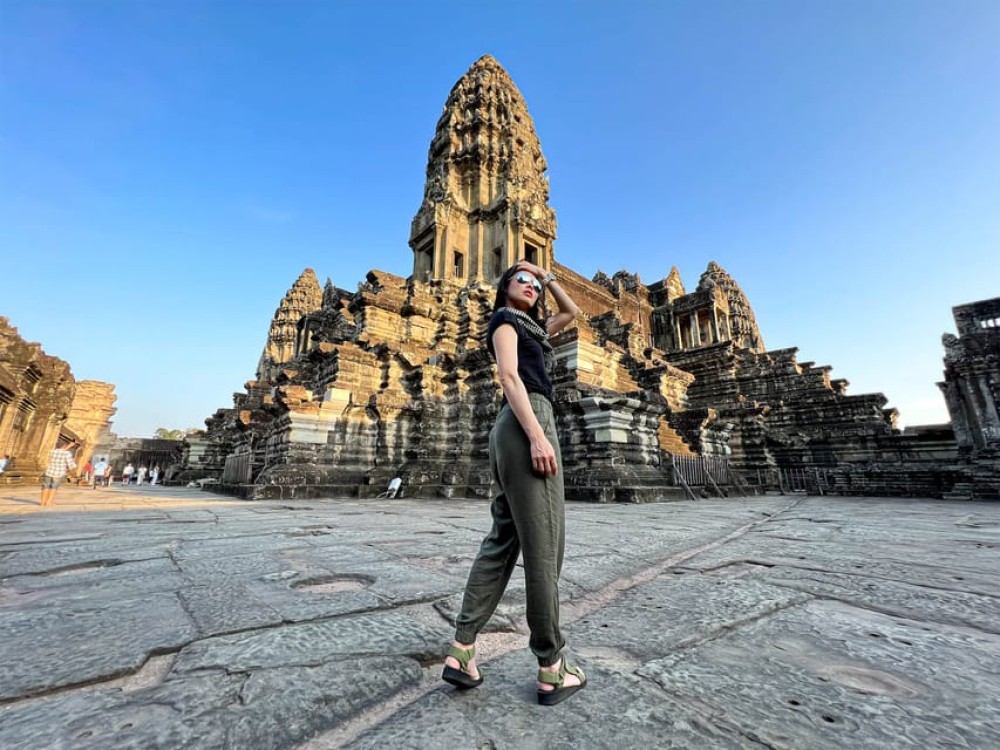 Angkor Wat Sunrise Small-Group Tour & Tonle Sap Boat Sunset | ®ExcursionMania