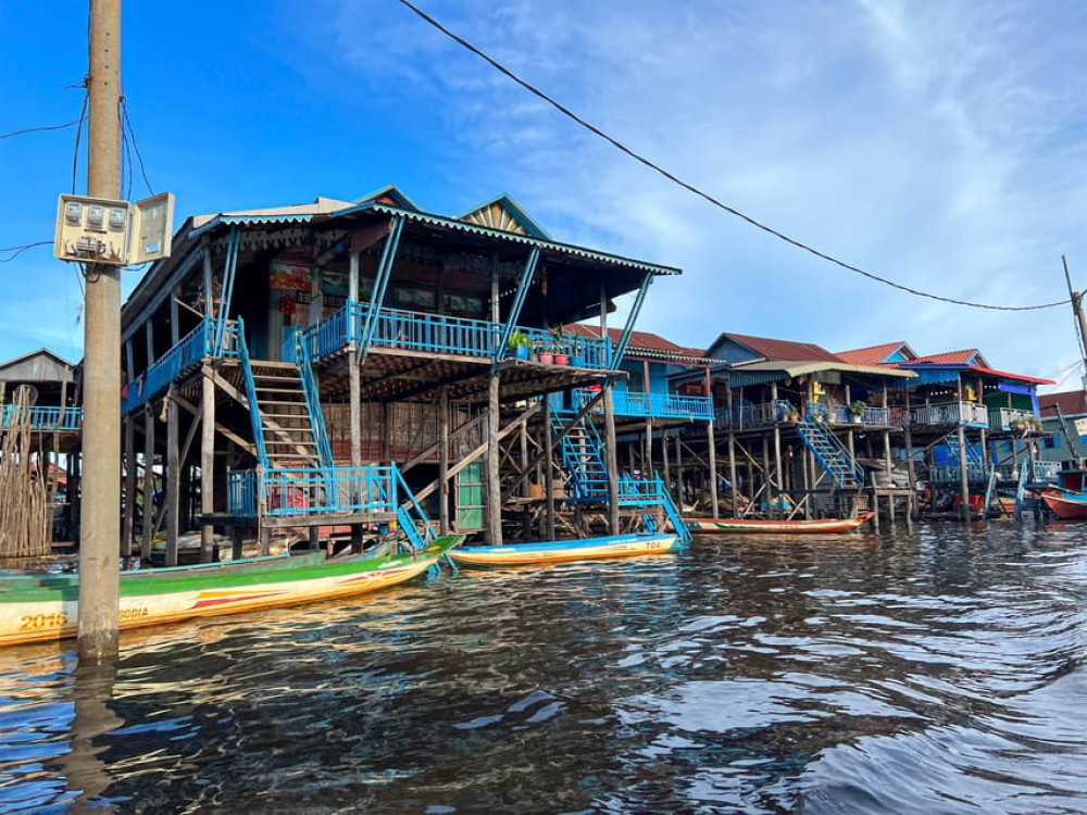 Angkor Wat Sunrise Small-Group Tour & Tonle Sap Boat Sunset | ®ExcursionMania