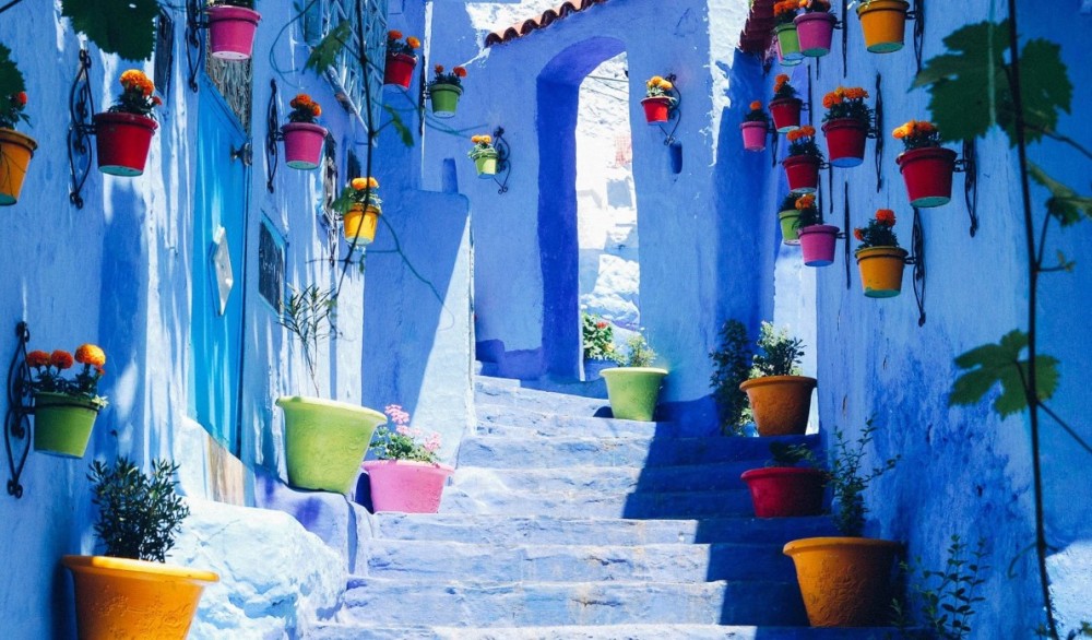 From Tangier: Day trip to Chefchaouen and Tetouan | ®ExcursionMania