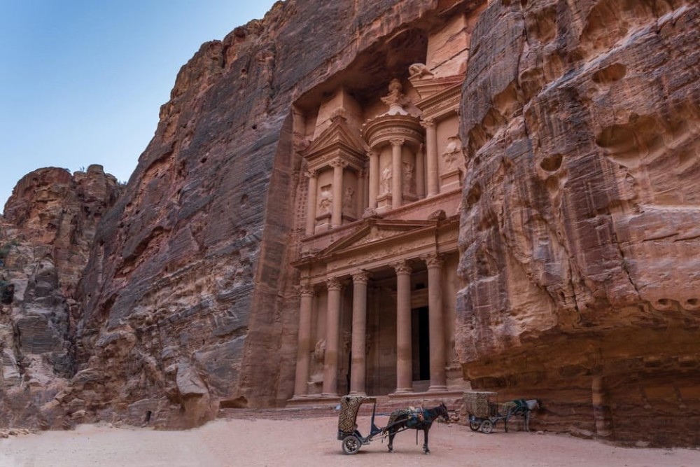 From Amman: Private Day Tour to Petra & Wadi Rum | ®ExcursionMania