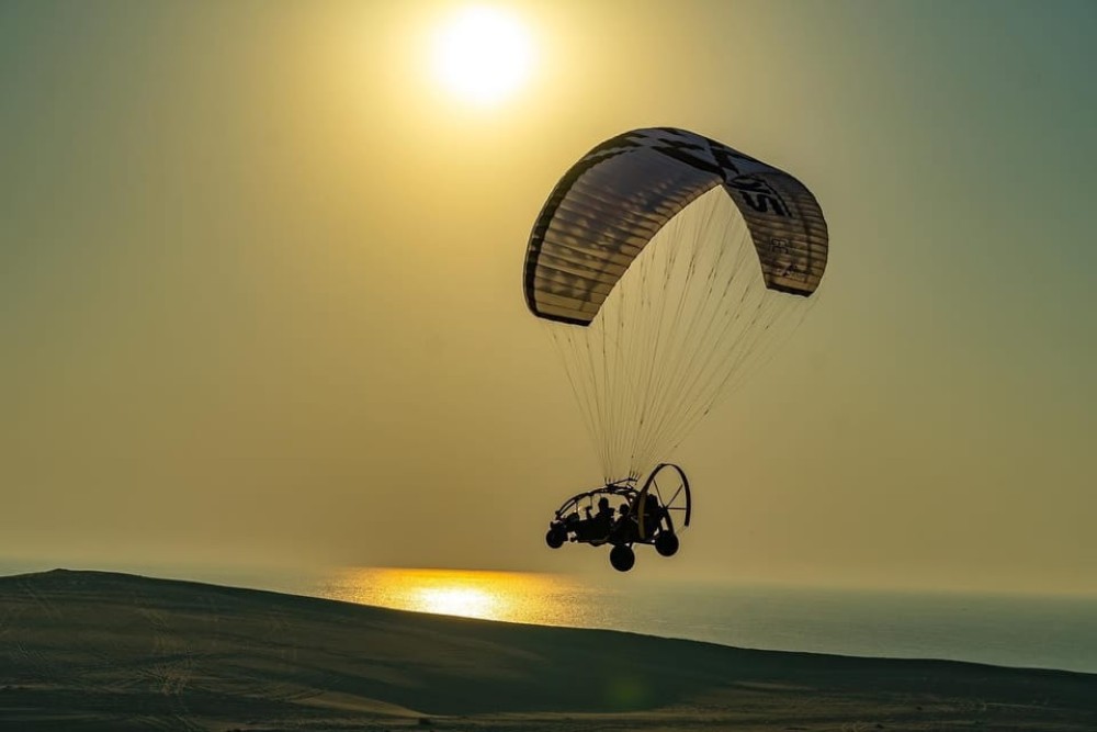 Qatar: Paratrike Air Tour with Hotel Transfers | ®ExcursionMania