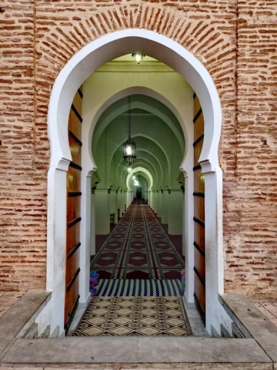 Marrakech: Guided Tour by Night | ®ExcursionMania