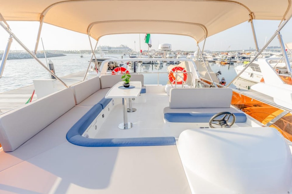 Dubai: 52ft Private Luxury Yacht for Rental | ®ExcursionMania