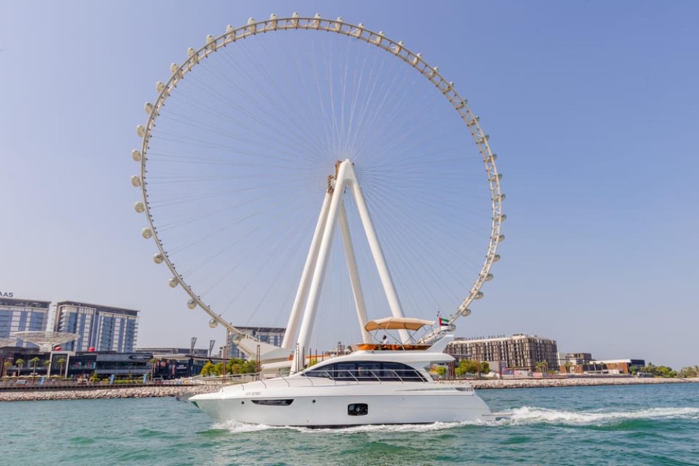 Dubai: 52ft Private Luxury Yacht for Rental | ®ExcursionMania