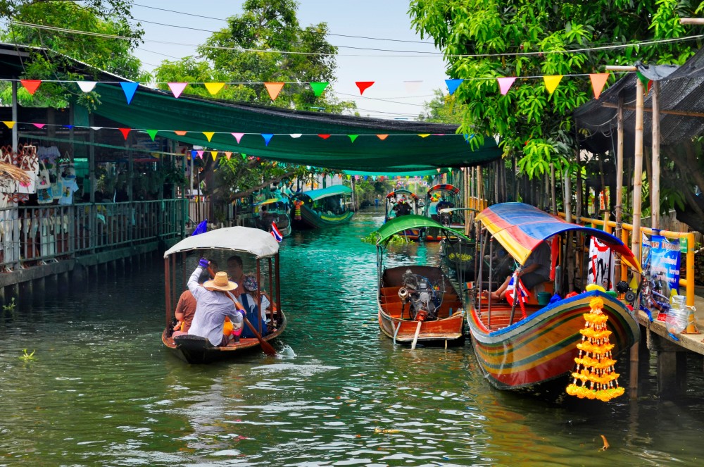 Bangkok: Train Market & Floating Market with Boat Ride | ®ExcursionMania