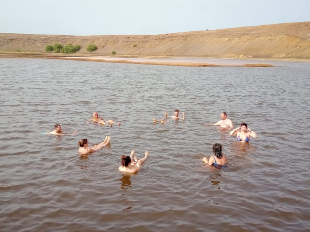 Sal: Salt Lake Tour, Shark Bay and Pedra de Lume Village | ®ExcursionMania