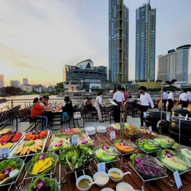 Bangkok: White Orchid Chao Phraya Dinner Cruise free Beer | ®ExcursionMania