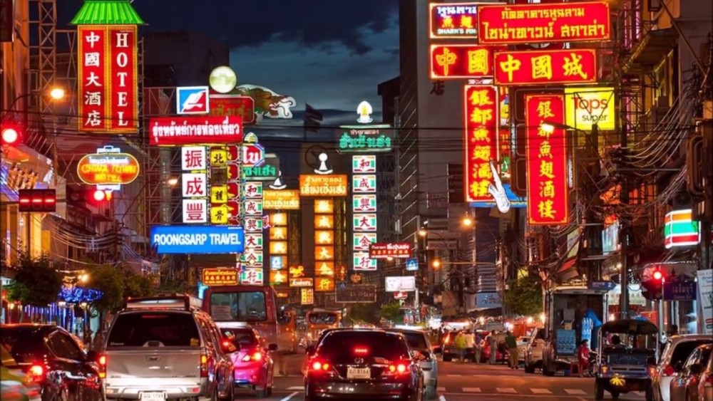 Bangkok: Tuk Tuk Adventure Bangkoks Magic Nightime | ®ExcursionMania