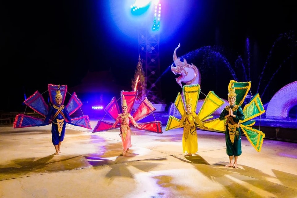Phuket: Siam Niramit Ticket with Round Transfer and Dinner | ®ExcursionMania