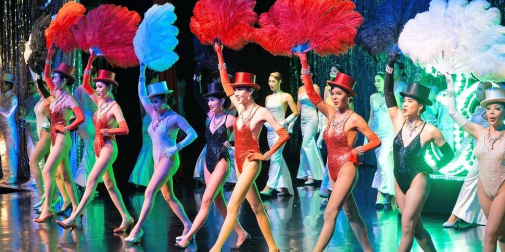 Bangkok: Calypso Cabaret Show with Thai Set Dinner | ®ExcursionMania