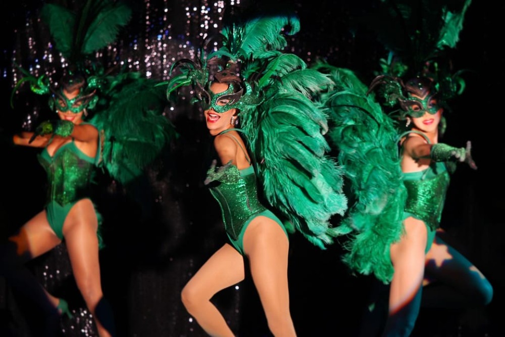 Bangkok: Calypso Cabaret Show with Thai Set Dinner | ®ExcursionMania