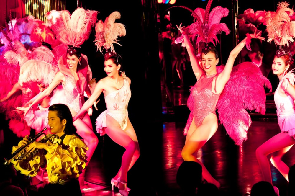 Bangkok: Calypso Cabaret Show with Thai Set Dinner | ®ExcursionMania