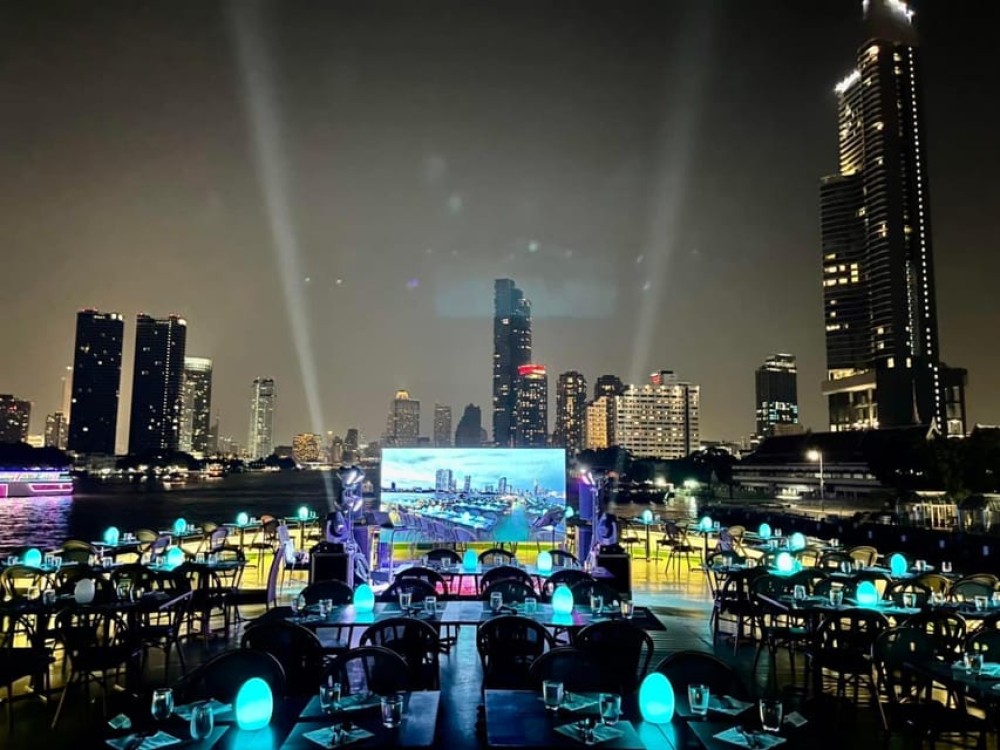 Bangkok: Royal Princess River Dinner Cruise with Live Music | ®ExcursionMania