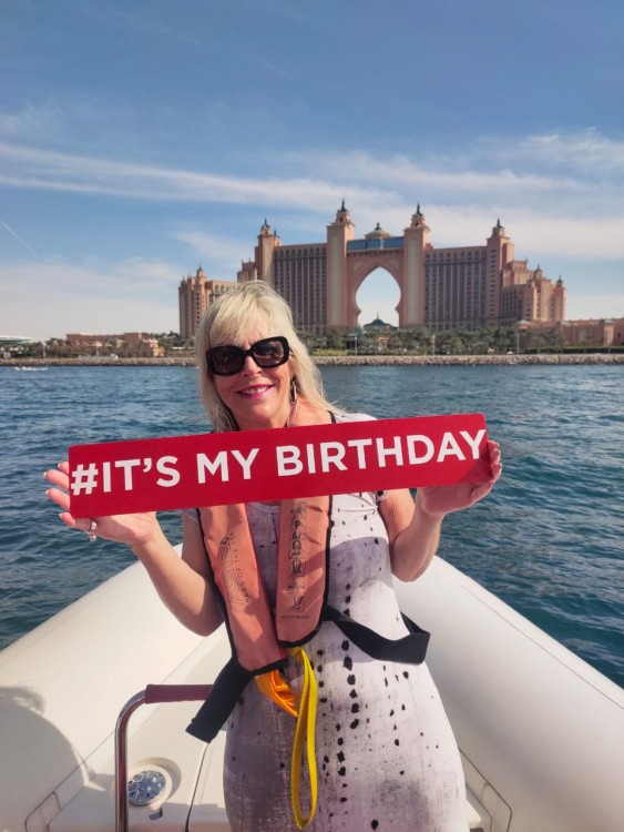 Dubai Speedboat Sightseeing Tour Atlantis and Burj al Arab | ®ExcursionMania